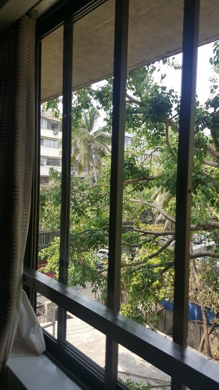 מומביי Bentley Hotel Marine Drive מראה חיצוני תמונה